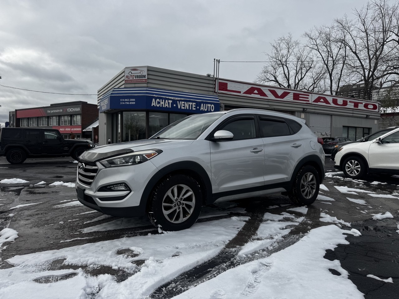 2017 Hyundai Tucson Premium**AWD**SAAQ CERTIFIEE**CamÉra de Recul**Volant Chauffant**SIEGES CHAUFFNATS AVANT ET ARRIERE**ANGLE MORT**MAGS** Main Image