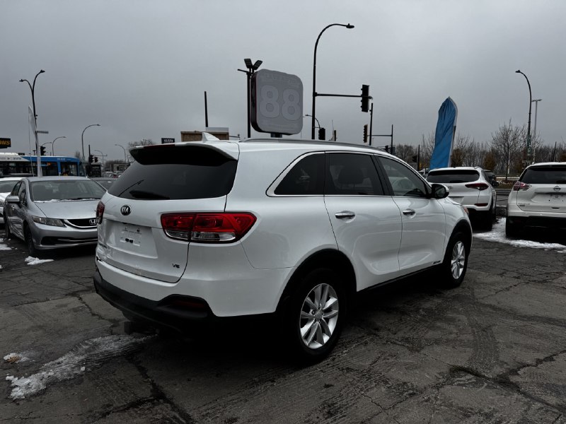 2018 Kia Sorento **7 PASSAGERS**LX**AWD**APPLE CAR PLAY**CAMERA DE RECUL**SIEGES CHAUFFANTS**MAGS** Main Image