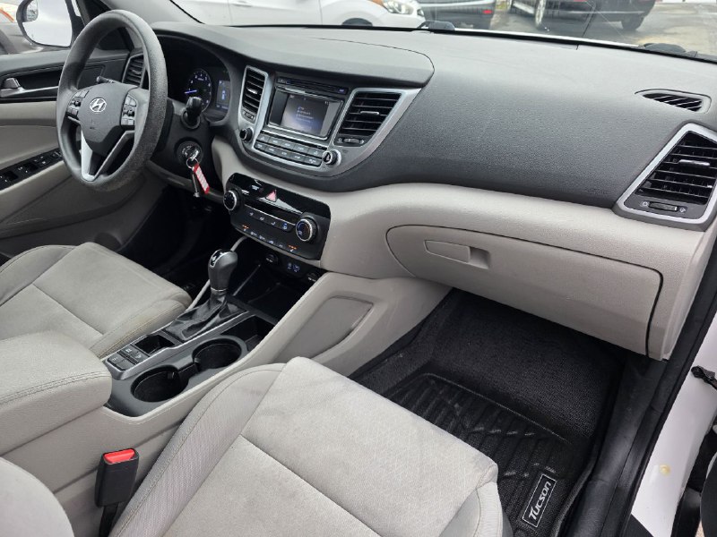 2017 Hyundai Tucson **AWD**JAMAIS ACCIDENTEE**SAAQ CERTIFIEE**SIEGES CHAUFFANTS** Main Image