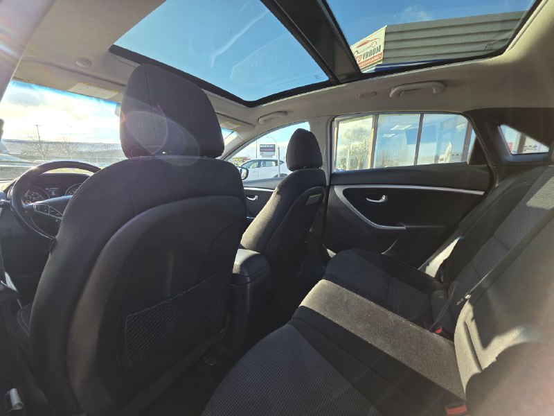 2013 Hyundai Elantra GT GLS**JAMAIS ACCIDENTEE**TOIT OUVRANT**SIÈGES CHAUFFANTS**MAGS**ACTIVE ECO** Main Image