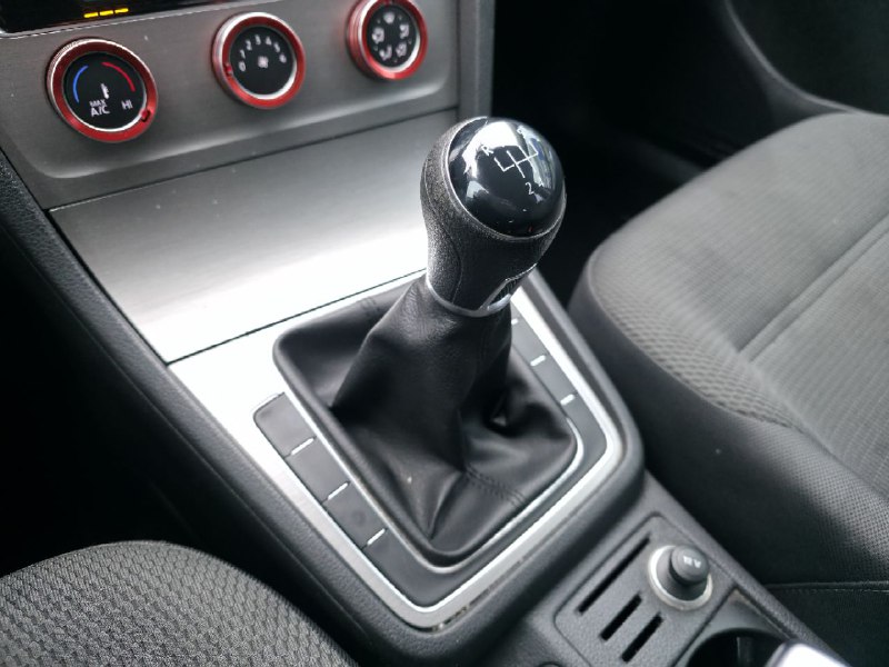 2015 Volkswagen Golf **PRIX IMBATTABLE**SIEGES CHAUFFANTS**MAGS**EN SPECIAL** Main Image