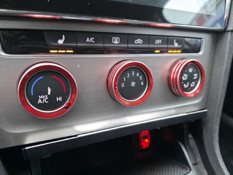 2015 Volkswagen Golf **PRIX IMBATTABLE**SIEGES CHAUFFANTS**MAGS**EN SPECIAL** Main Image