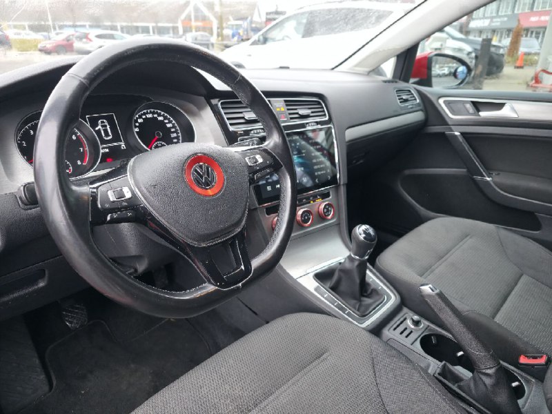 2015 Volkswagen Golf **PRIX IMBATTABLE**SIEGES CHAUFFANTS**MAGS**EN SPECIAL** Main Image