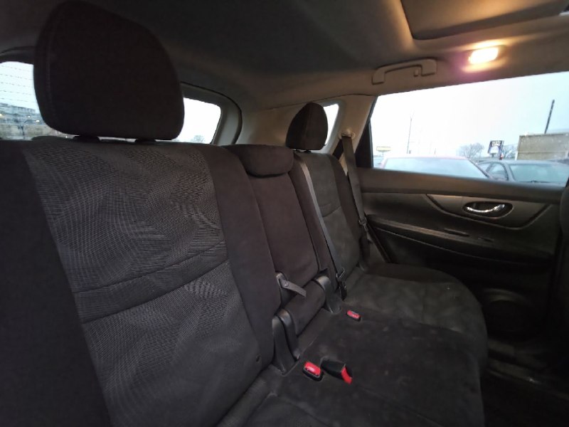 2015 Nissan Rogue **SV**TOIT PANORAMIQUE**CAMERA DE RECUL**SIEGES CHAUFFANTS**MAGS** Image principale