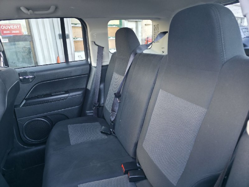 2014 Jeep Patriot **NORTH EDITION**JAMAIS ACCIDENTEE**4X4**SIEGES CHAUFFANTS**MAGS**EN SPECIAL** Image principale