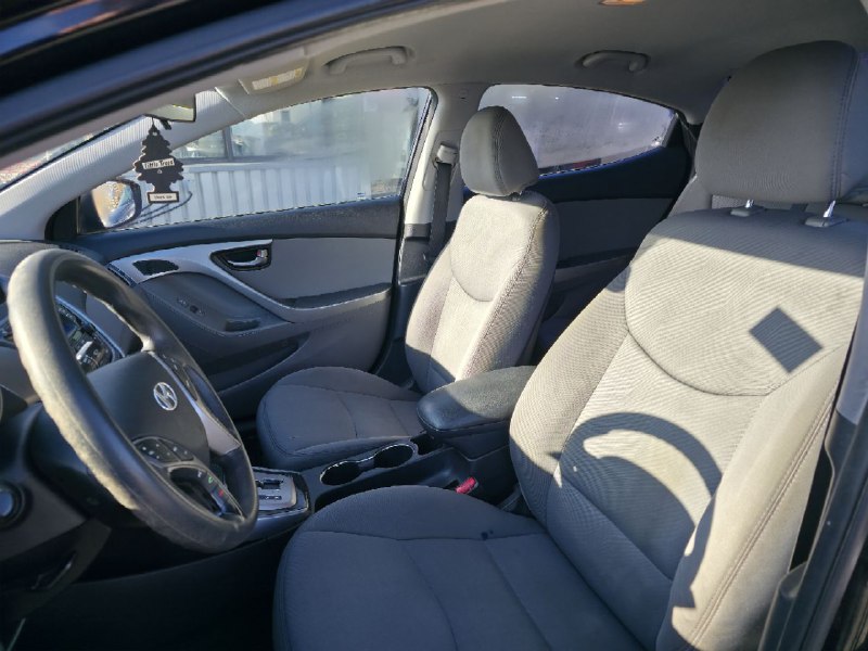 2013 Hyundai Elantra **GL**MAGS**SIEGES CHAUFFANTS**EN SPECIAL** Image principale