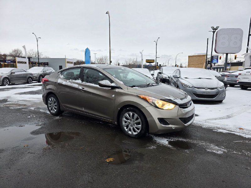 2012 Hyundai Elantra **GL**BAS KILO**JAMAIS ACCIDENTEE**SIEGES CHAUFFANTS**EN SPECIAL** Main Image