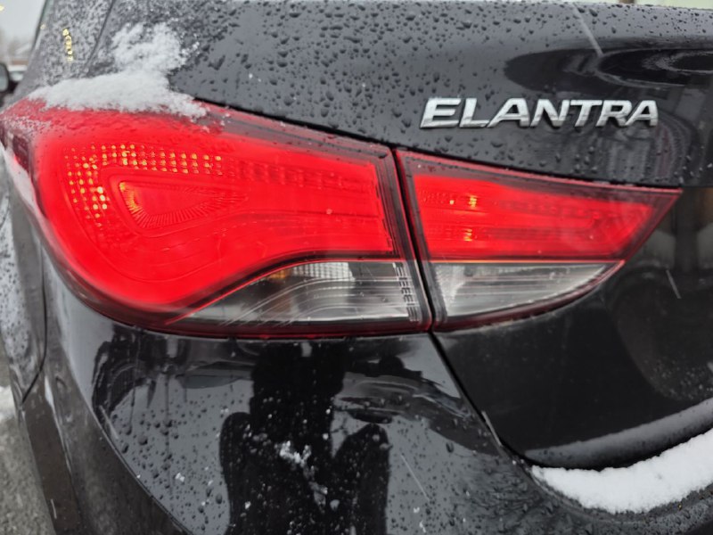2015 Hyundai Elantra GL**SIEGES CHAUFFANTS** Image principale