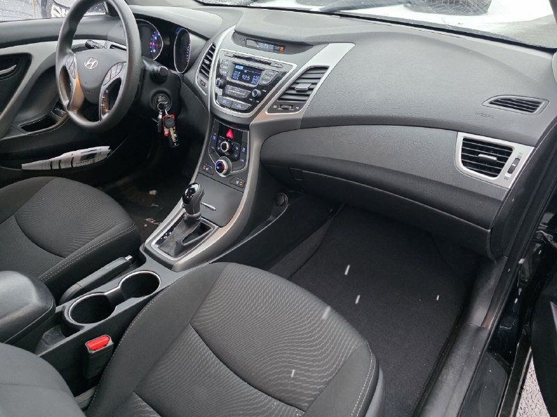 2015 Hyundai Elantra GL**SIEGES CHAUFFANTS** Image principale