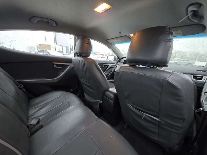 2015 Hyundai Elantra GL**SIEGES CHAUFFANTS** Image principale