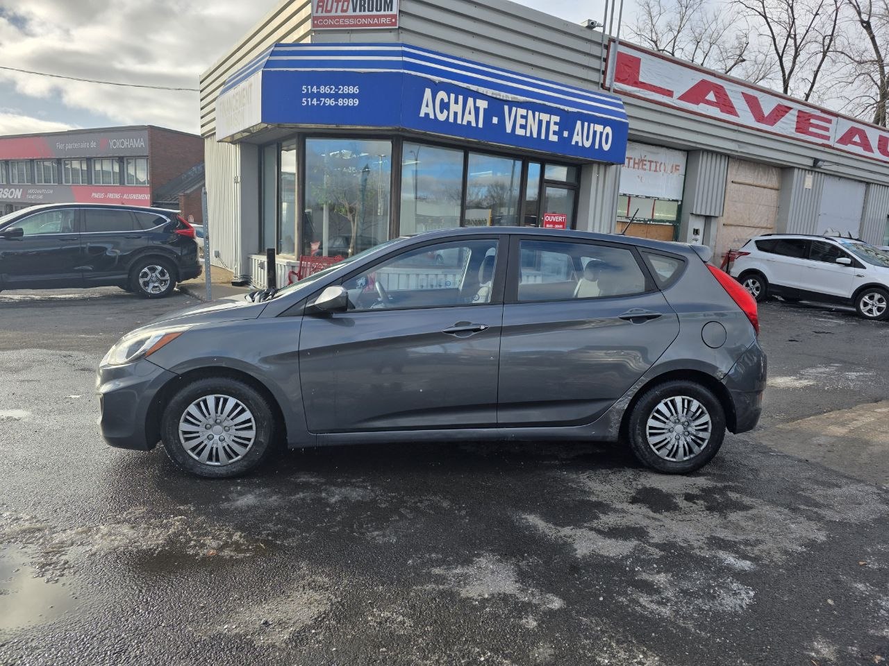 2012 Hyundai Accent GL Image principale