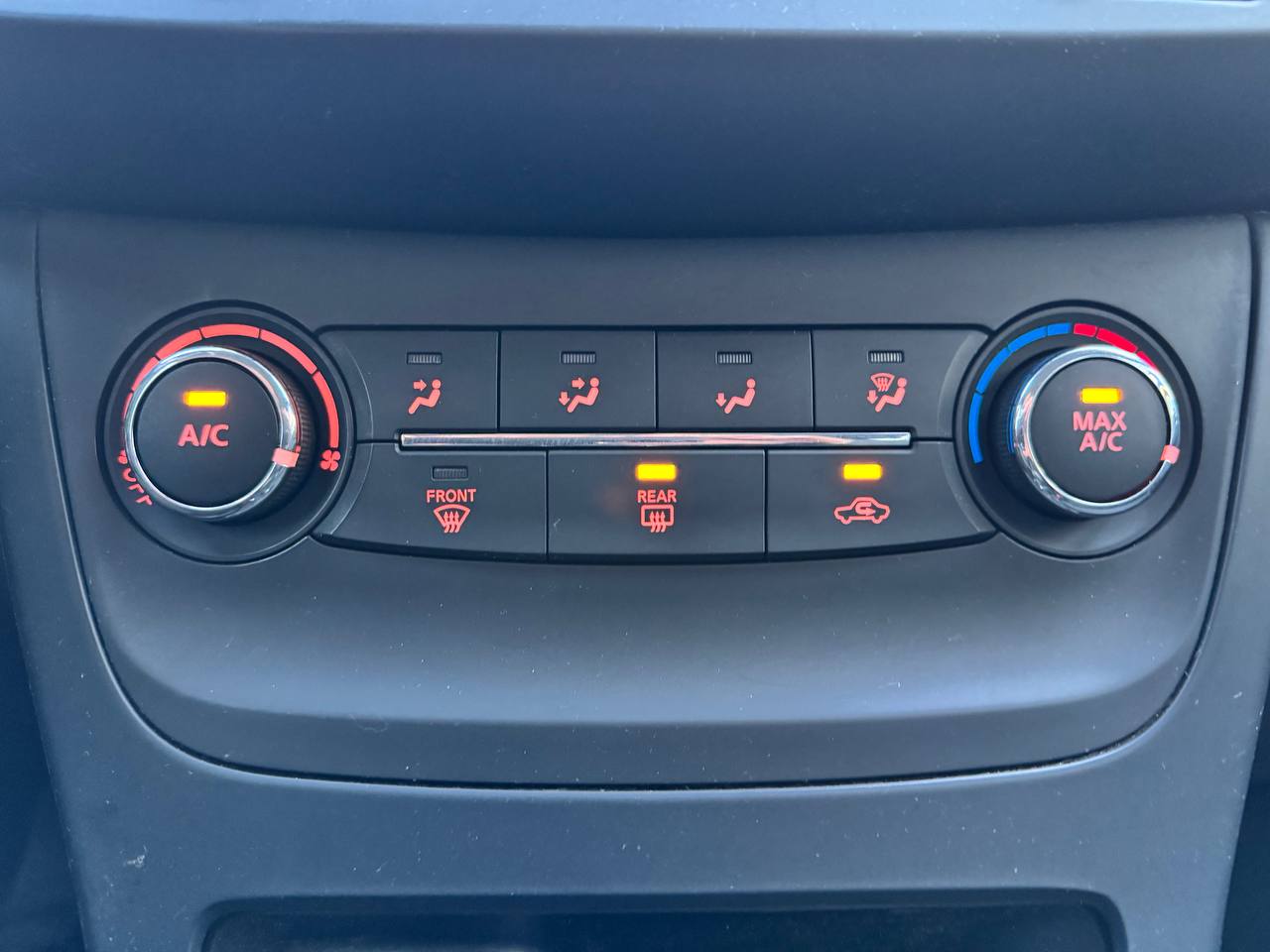 2017 Nissan Sentra S**Jamais accidente** Image principale