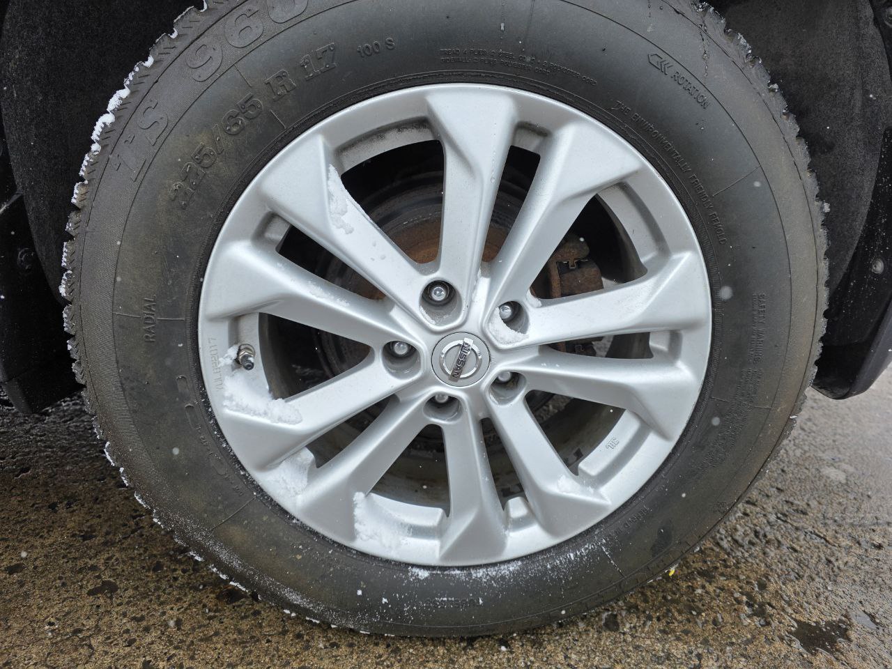 2014 Nissan Rogue SV**AWD**TOIT OUVRANT PANORAMIQUE**CAMERA DE RECULE**SIEGES CHAUFFNATS** Image principale