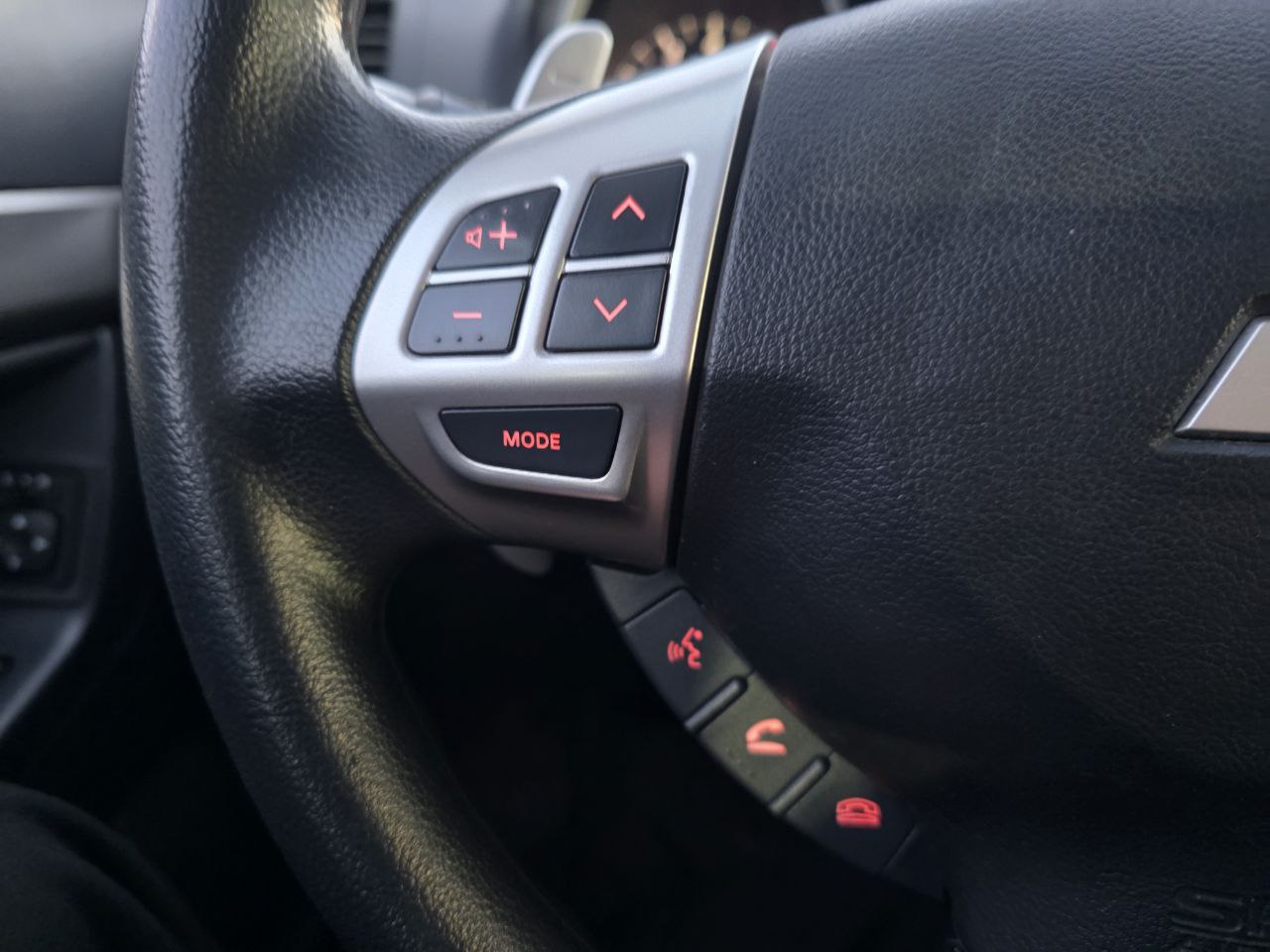 2014 Mitsubishi Lancer SE**AWD**SAAQ CERTIFIEE**SIEGES CHAUFFNATS**MAGS**Financement 1Ère, 2e et 3e chance !! 100% ApprouvÉ Main Image