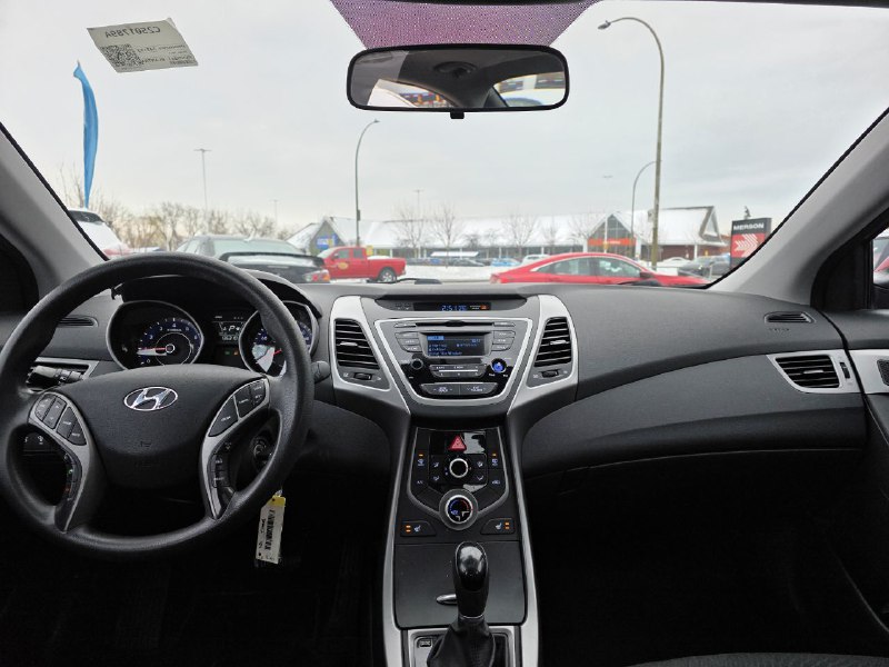 2015 Hyundai Elantra **Sport**GLS**TOIT OUVRANT**SIEGES CHAUFFANTS**MAGS** Main Image