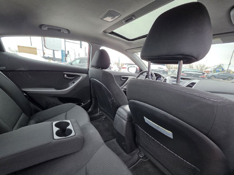 2015 Hyundai Elantra **Sport**GLS**TOIT OUVRANT**SIEGES CHAUFFANTS**MAGS** Main Image