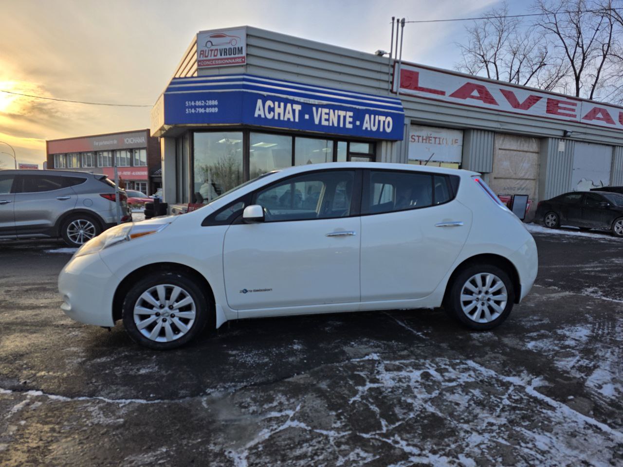 2015 Nissan LEAF SV**JAMAIS ACCIDENTEE**CAMERA DE RECUL**SIEGES CHAUFFANTS** Image principale