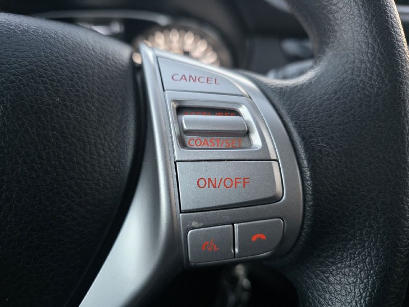 2015 Nissan Rogue S**CAMERA DE RECUL**EN SPECIAL** Main Image