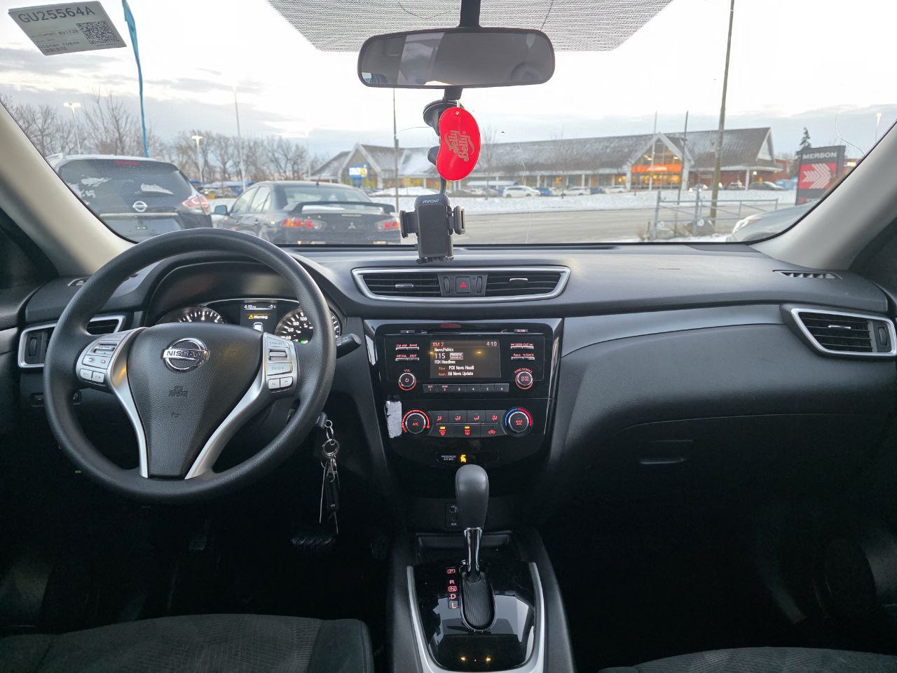 2015 Nissan Rogue S**CAMERA DE RECUL**EN SPECIAL** Main Image