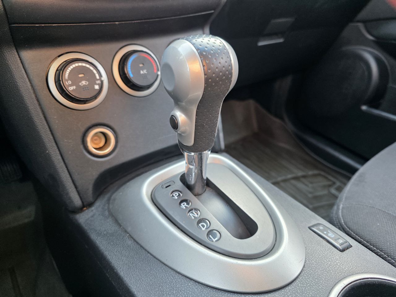 2012 Nissan Rogue **SV**CAMERA DE RECUL**SIEGES CHAUFFANTS**MAGS**EN SPECIAL** Main Image