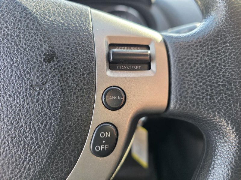 2012 Nissan Rogue **SV**CAMERA DE RECUL**SIEGES CHAUFFANTS**MAGS**EN SPECIAL** Main Image