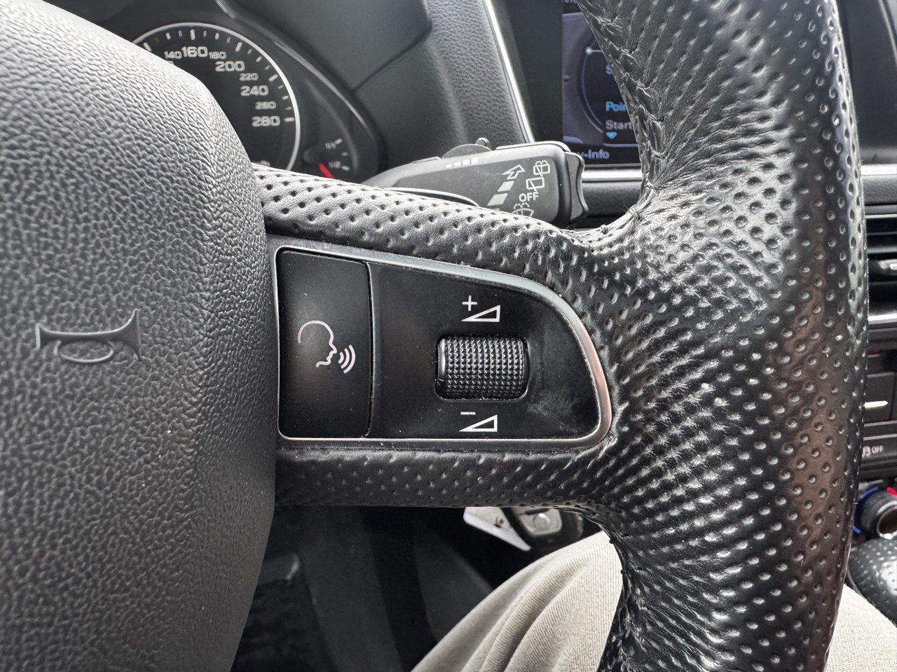 2012 Audi Q5 Premium Plus**S_Line**AWD**TOIT PANORAMIQUE**CUIR**MAGS**SIEGES CHAUFFNATS** Image principale