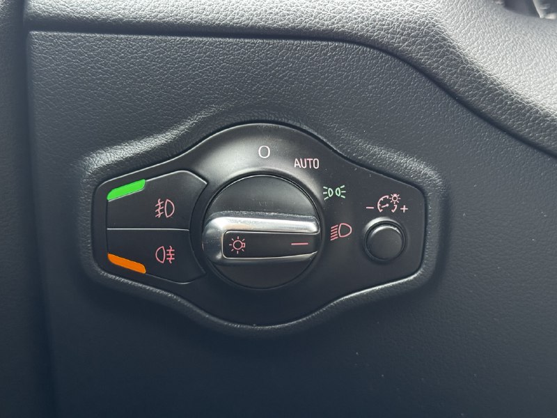 2012 Audi Q5 Premium Plus**S_Line**AWD**TOIT PANORAMIQUE**CUIR**MAGS**SIEGES CHAUFFNATS** Image principale