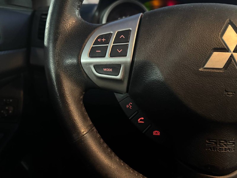 2013 Mitsubishi Lancer SE**10TH ANNIVERSARY EDITION**Un PropriÉtaire**TOIT OUVRANT**SIÈGES CHAUFFANTS** Main Image