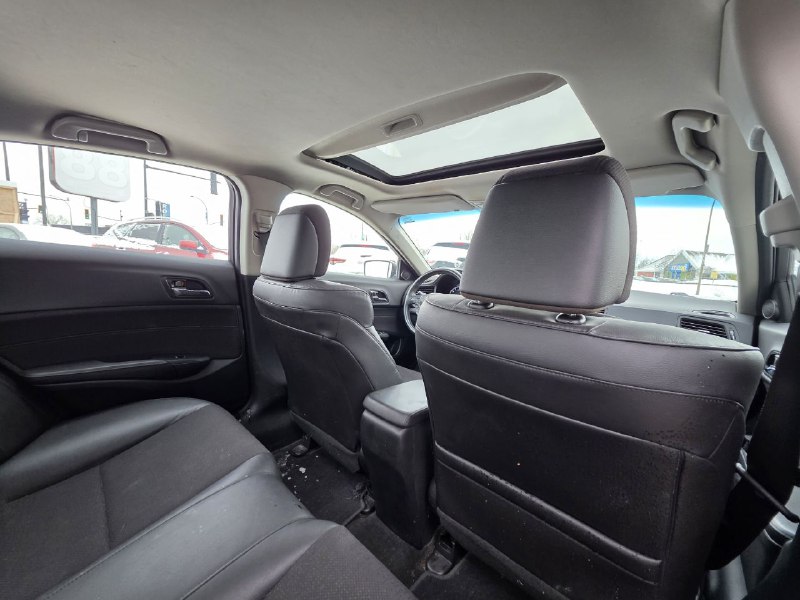 2015 Acura ILX Toit Ouvrant**CAMERA DE RECUL**SIEGES CHAUFFANTS**MAGS** Image principale