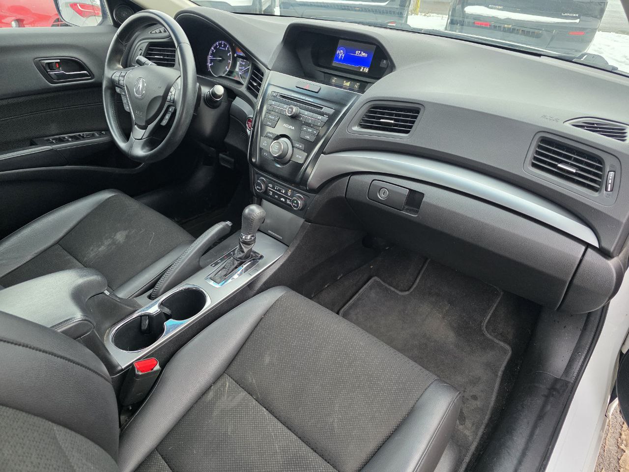 2015 Acura ILX Toit Ouvrant**CAMERA DE RECUL**SIEGES CHAUFFANTS**MAGS** Image principale