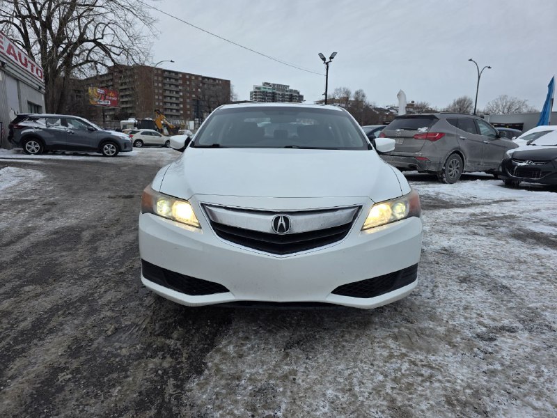 2015 Acura ILX Toit Ouvrant**CAMERA DE RECUL**SIEGES CHAUFFANTS**MAGS** Image principale