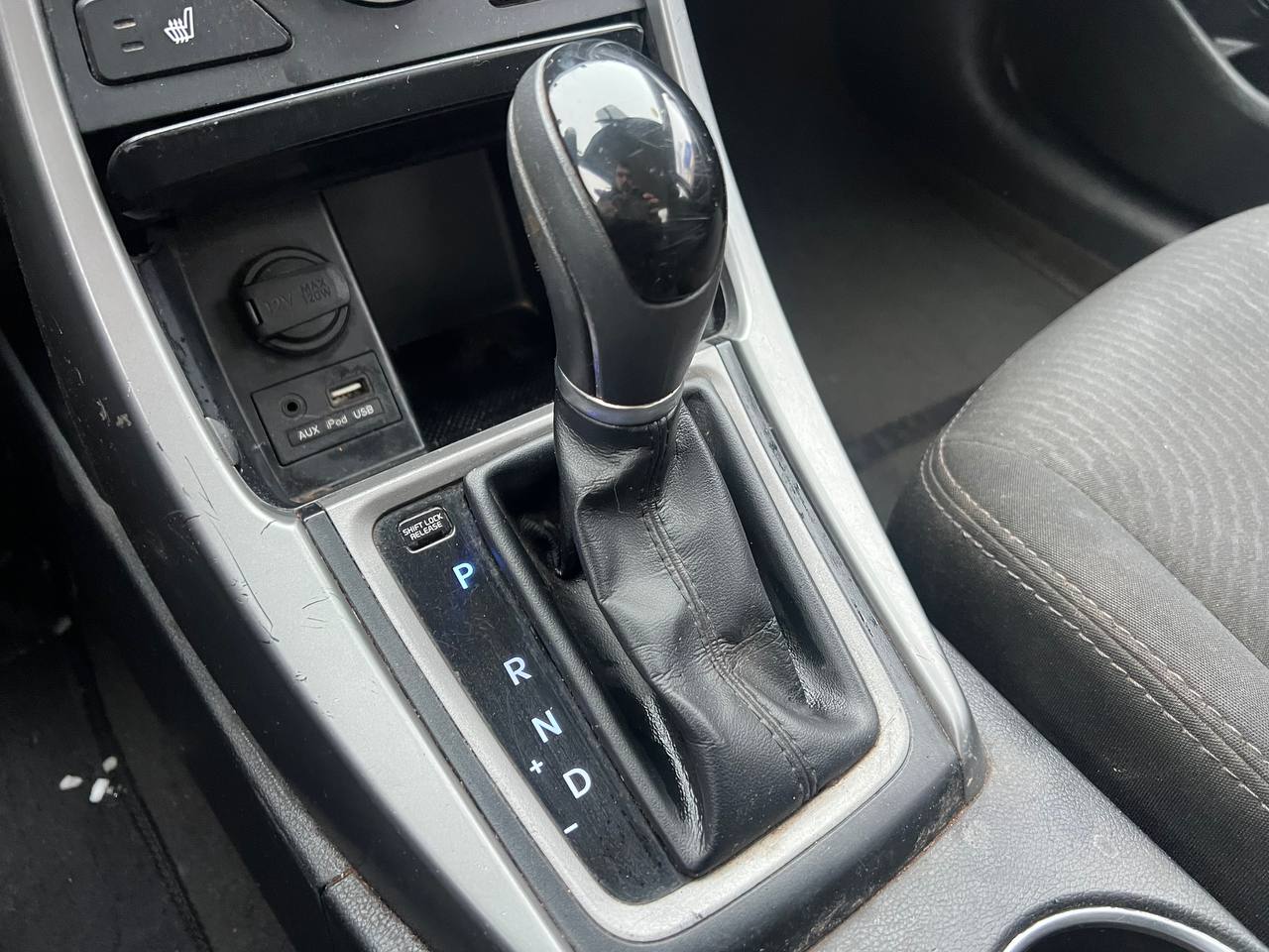 2015 Hyundai Elantra GL**SIEGES CHAUFFANTS** Image principale