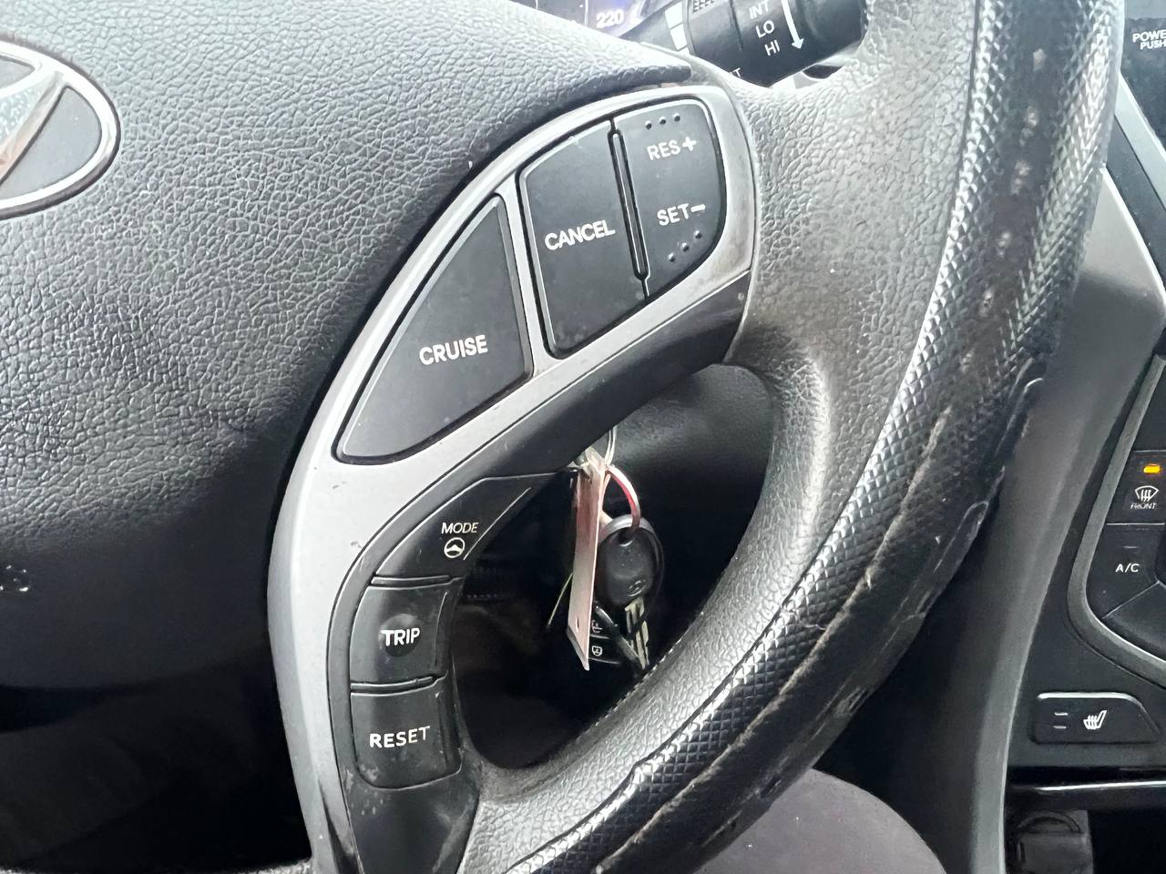 2015 Hyundai Elantra GL**SIEGES CHAUFFANTS** Image principale