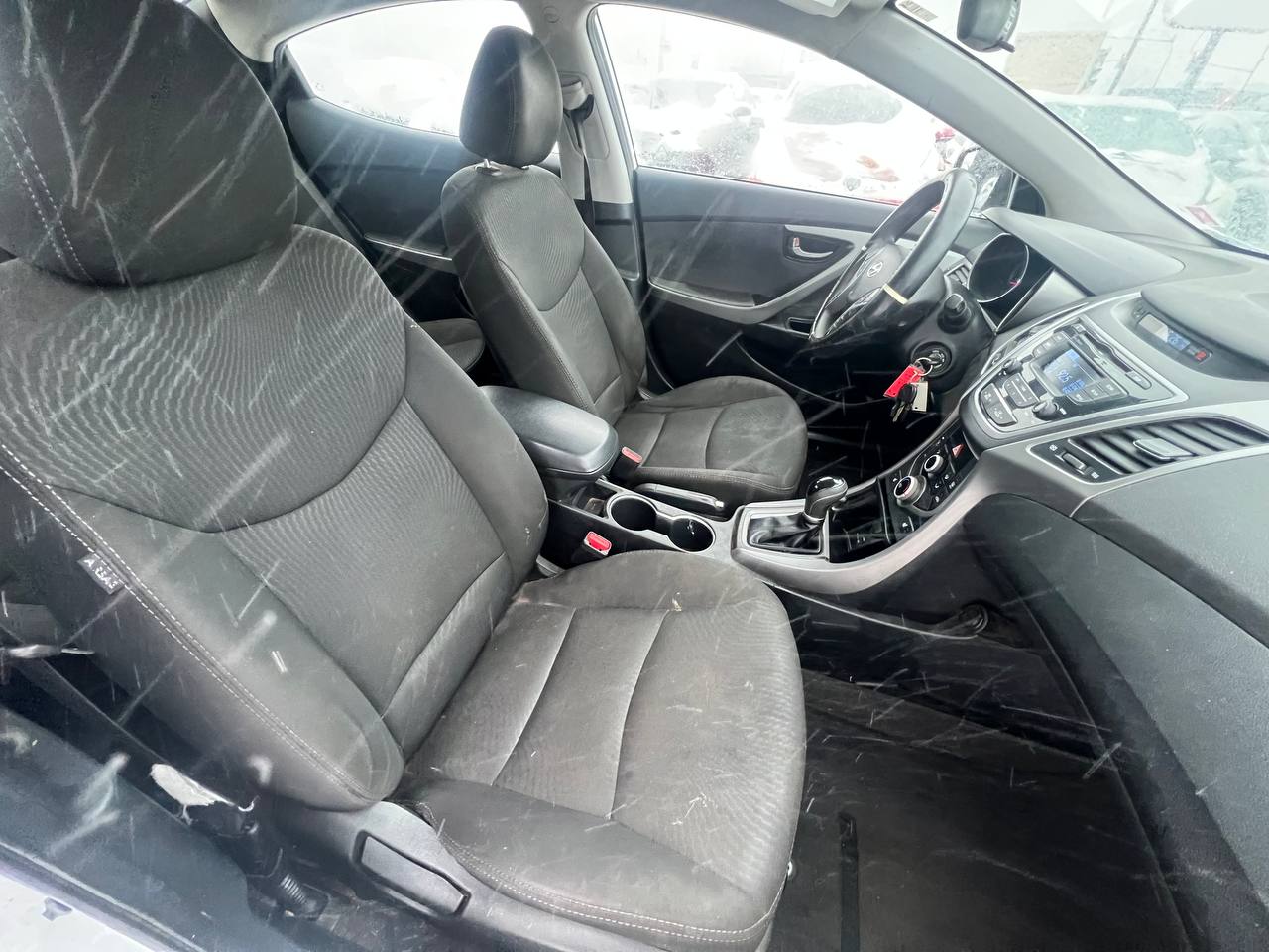 2015 Hyundai Elantra GL**SIEGES CHAUFFANTS** Image principale