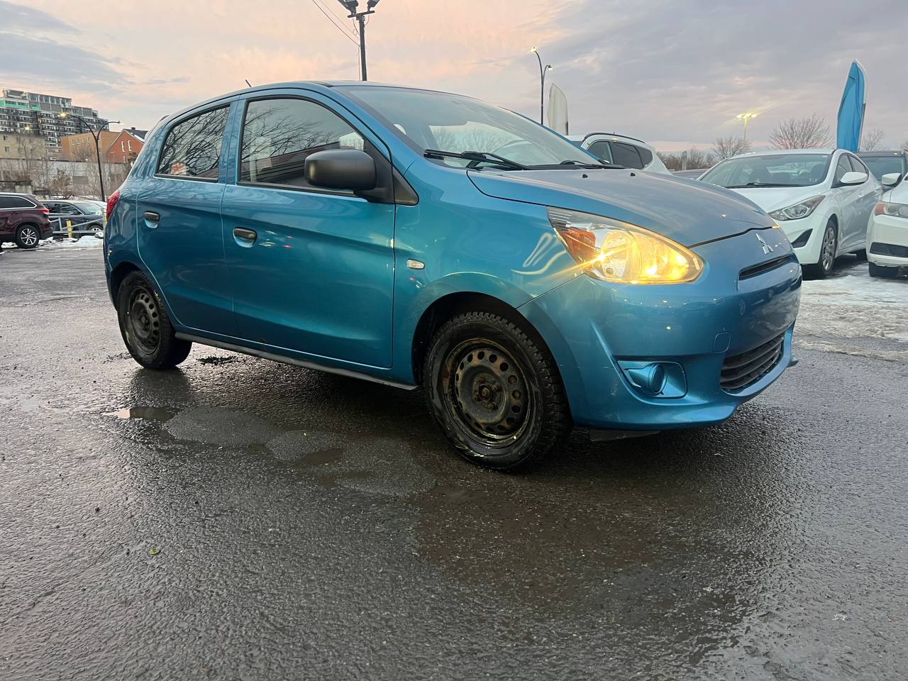 2015 Mitsubishi Mirage ES** Main Image