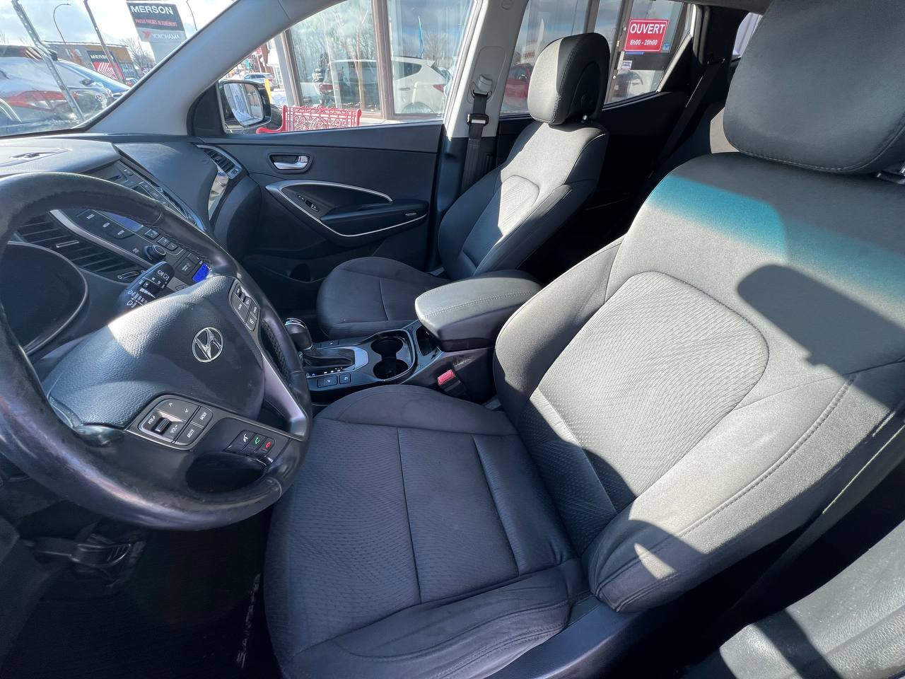 2015 Hyundai Santa Fe Sport Premium**AWD**Jamais Accidente**SIEGES CHAUFFNATS AVANT ET ARRIERE**VOLANT CHAUFFNATS**MAGS** Main Image