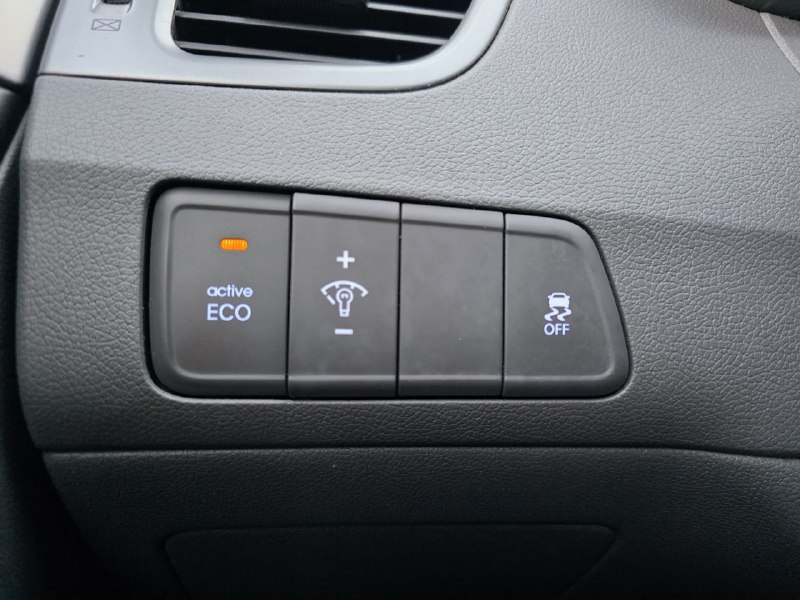 2014 Hyundai Elantra GL**SAAQ CERTIFIEE**SIEGES CHAUFFANTS** Image principale