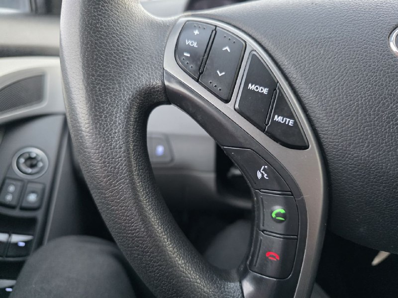 2014 Hyundai Elantra GL**SAAQ CERTIFIEE**SIEGES CHAUFFANTS** Image principale