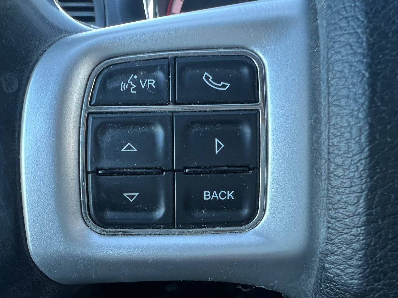 2014 Dodge Grand Caravan Crew**7 PASSAGERS**NAVI**CamÉra de Recul**SIEGES CHAUFFANTS**Volant Chauffant** Main Image