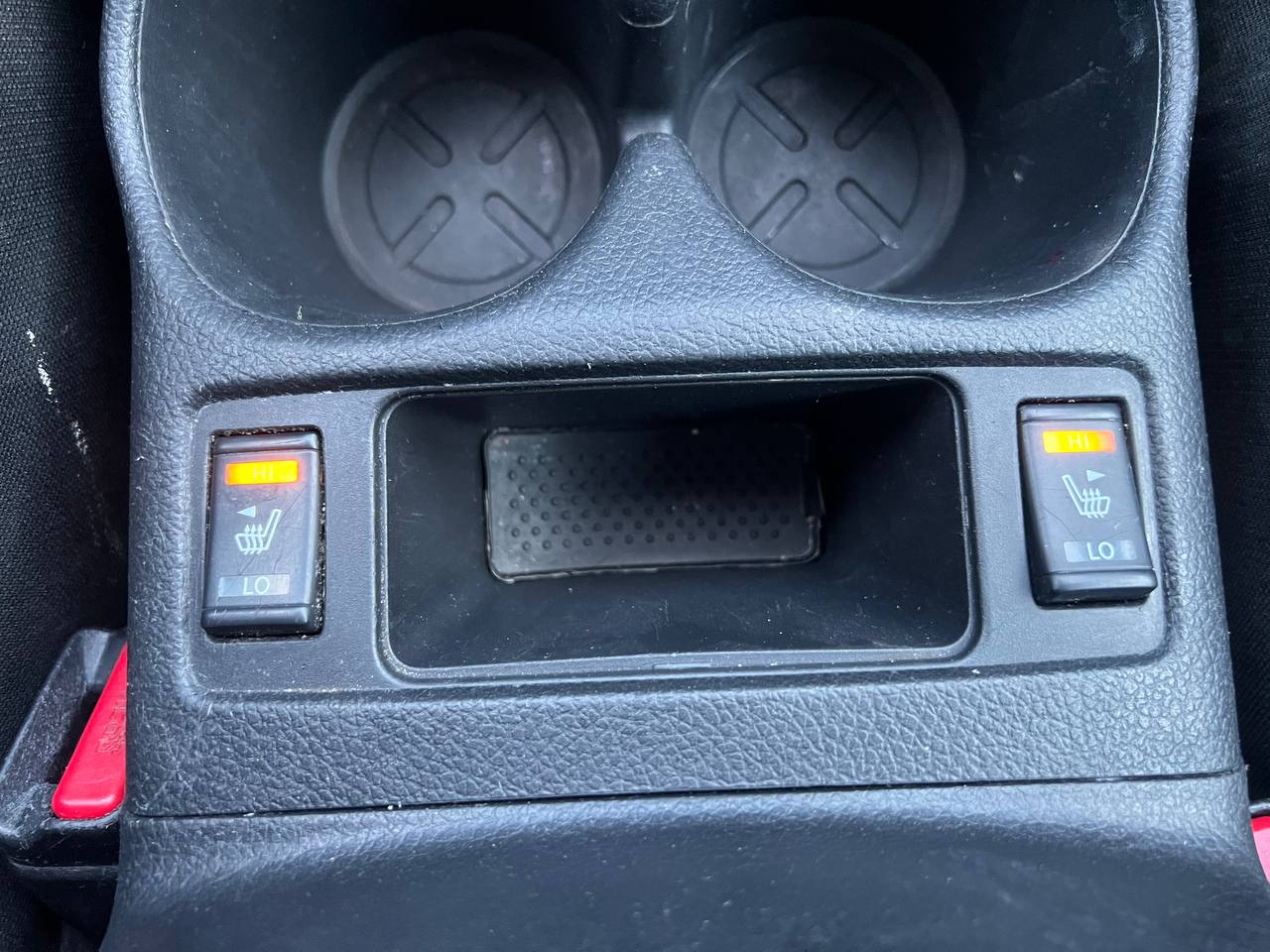 2018 Nissan Rogue S**CAMERA DE RECUL**SIEGES CHAUFFANTS**Alerte d’angle mort** Image principale