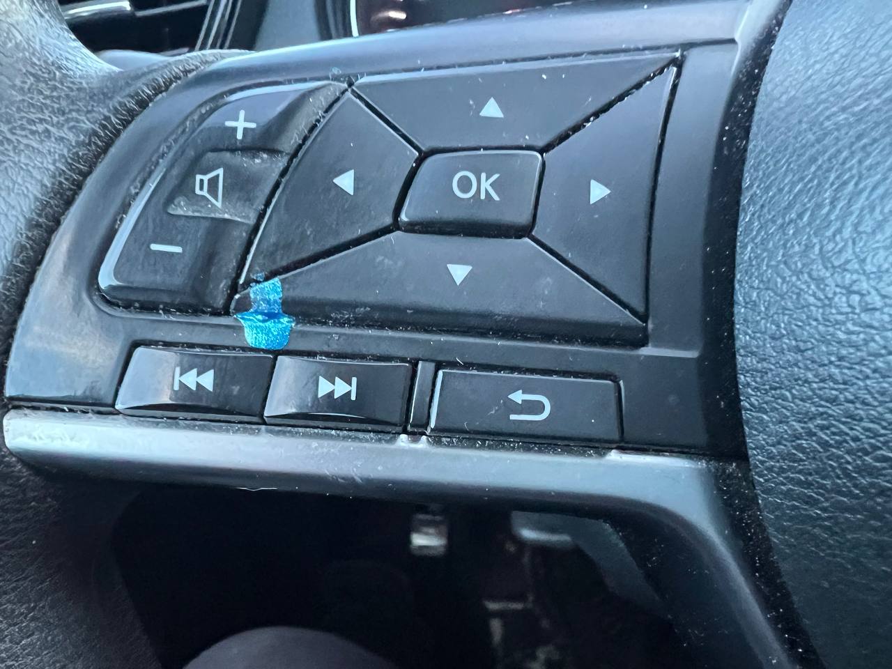 2018 Nissan Rogue S**CAMERA DE RECUL**SIEGES CHAUFFANTS**Alerte d’angle mort** Image principale