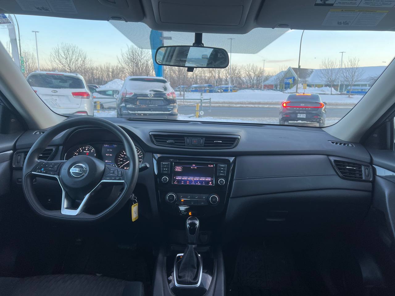 2018 Nissan Rogue S**CAMERA DE RECUL**SIEGES CHAUFFANTS**Alerte d’angle mort** Image principale