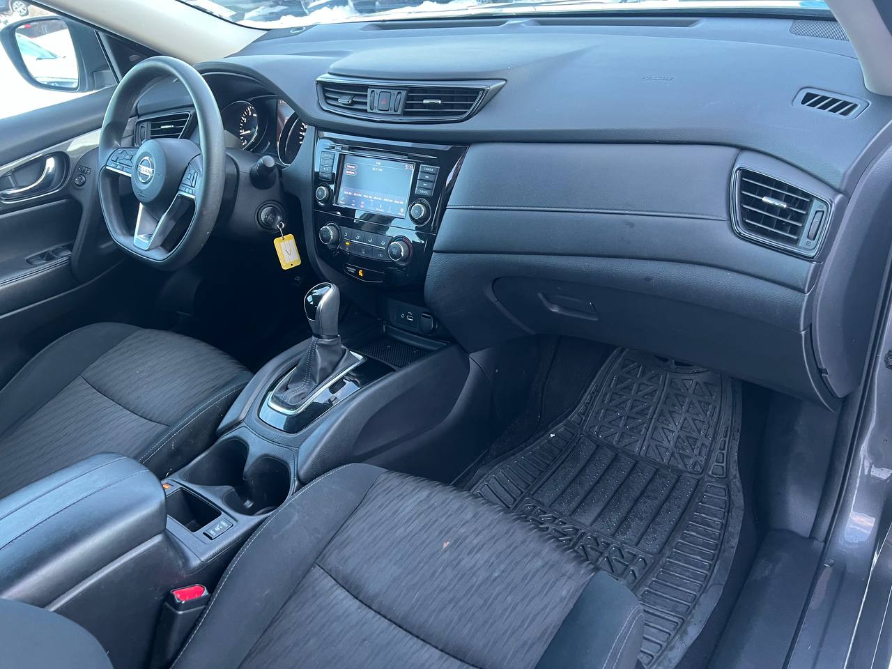 2018 Nissan Rogue S**CAMERA DE RECUL**SIEGES CHAUFFANTS**Alerte d’angle mort** Image principale