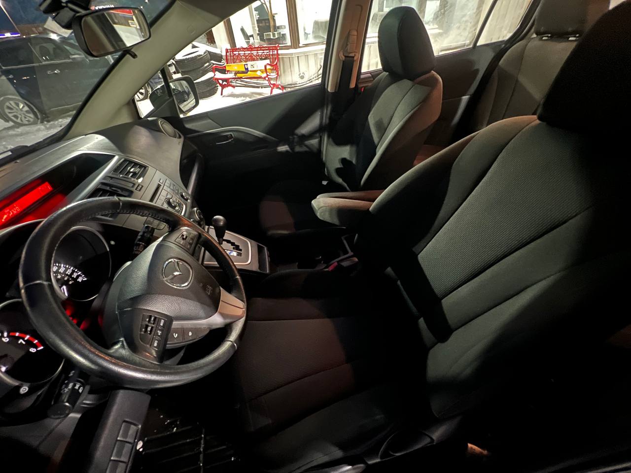 2015 Mazda 5 GS**Jamais Accidente**Tres Bien Entretenu**6 PASSAGERS**MAGS**EN SPECIAL** Main Image