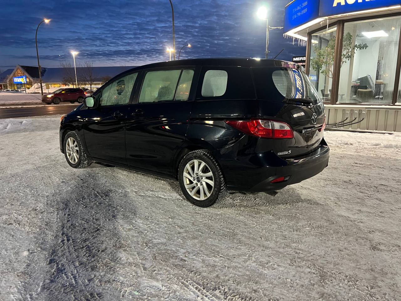 2015 Mazda 5 GS**Jamais Accidente**Tres Bien Entretenu**6 PASSAGERS**MAGS**EN SPECIAL** Main Image