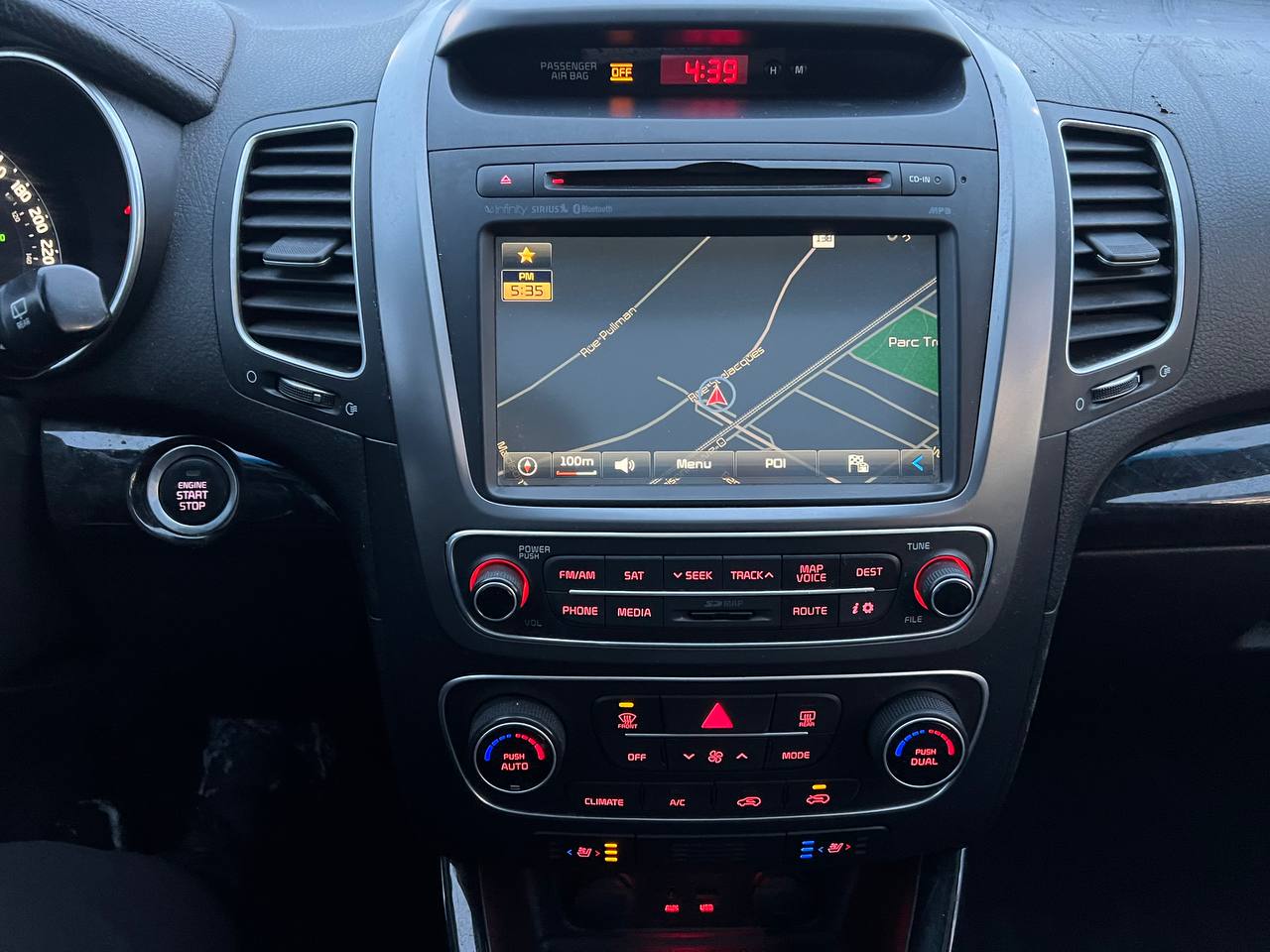 2014 Kia Sorento SX**JAMAIS ACCIDENTEE**AWD**TOIT OUVRANT PANAROMIQUE**CAMERA DE RECULE**NAVI**SIEGES EN CUIR**SIEGES CHAUFFANTS AVANT ET ARRIERE**SiÈge VentilÉ**VOLANT CHAUFFANT**Alerte d’angle mort** Main Image