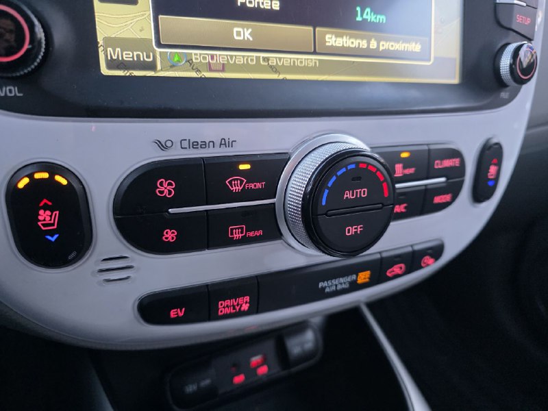 2016 Kia Soul EV **DELUXE**JAMAIS ACCIDENTEE**NAVI**CAMERA DE RECUL**SIEGES VOLANT CHAUFFANTS**MAGS** Main Image