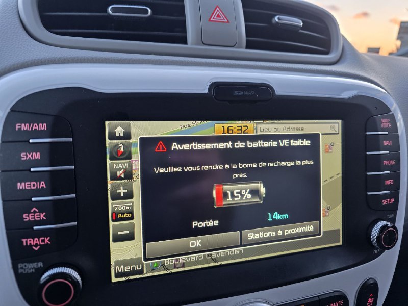 2016 Kia Soul EV **DELUXE**JAMAIS ACCIDENTEE**NAVI**CAMERA DE RECUL**SIEGES VOLANT CHAUFFANTS**MAGS** Main Image