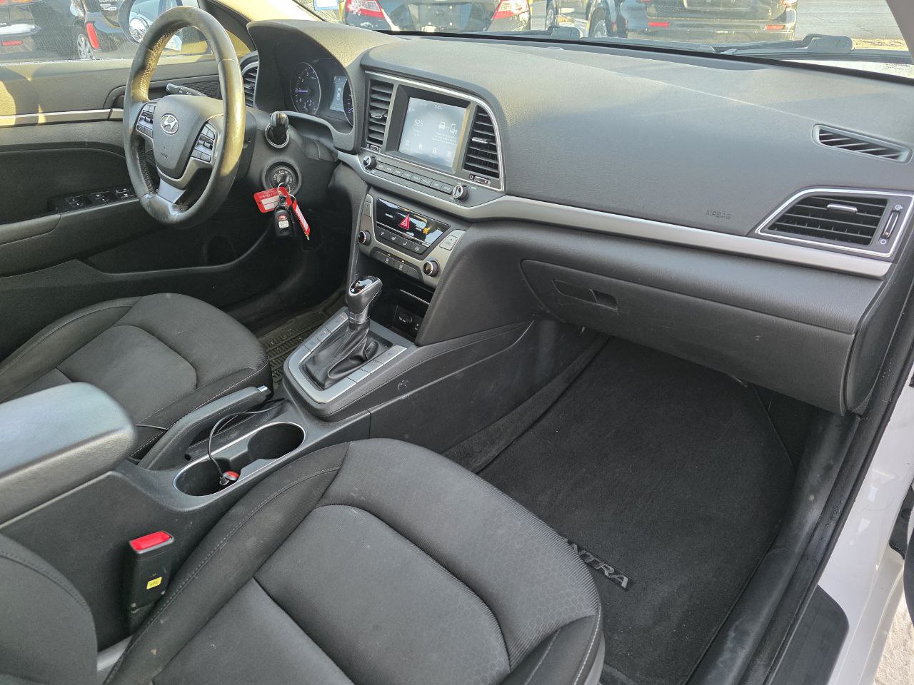 2018 Hyundai Elantra **GL**CAMERA DE RECUL**ANGLE MORT**SIEGES CHAUFFANTS**MAGS**Financement 1Ère, 2e et 3e chance !!! 100% ApprouvÉ !! Image principale