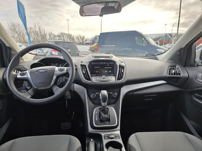 2014 Ford Escape JAMAIS ACCIDENTEE**AWD**NAVIGATION**CAMERA DE RECUL**SIEGES CHAUFFANTS**MAGS** Financement 1Ère, 2e et 3e chance !! 100% ApprouvÉ Main Image